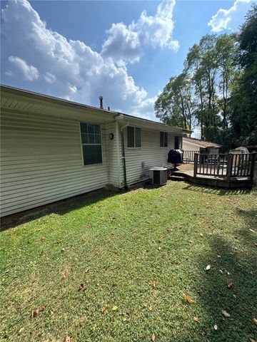 5366 Brownsville Rd, Baldwin Boro, PA 15236