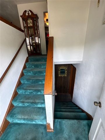 5366 Brownsville Rd, Baldwin Boro, PA 15236