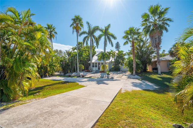 3310 E MARITANA DRIVE, St Pete Beach, FL 33706