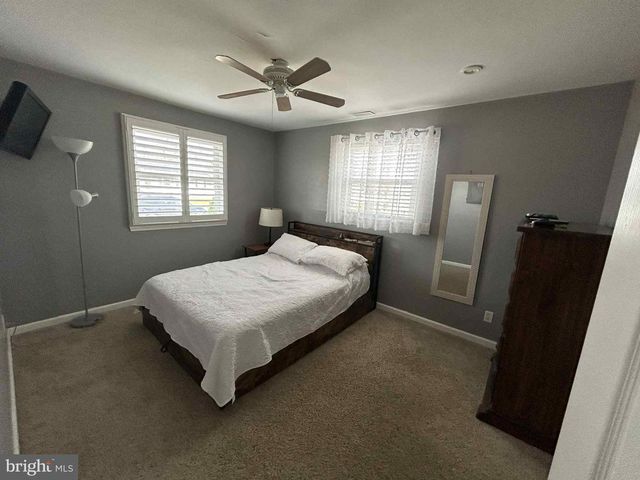 4 N 4TH ST, Rio Grande, NJ 08242