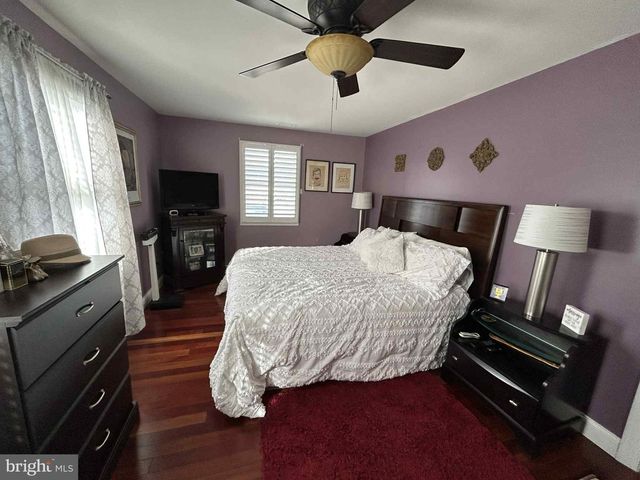 4 N 4TH ST, Rio Grande, NJ 08242