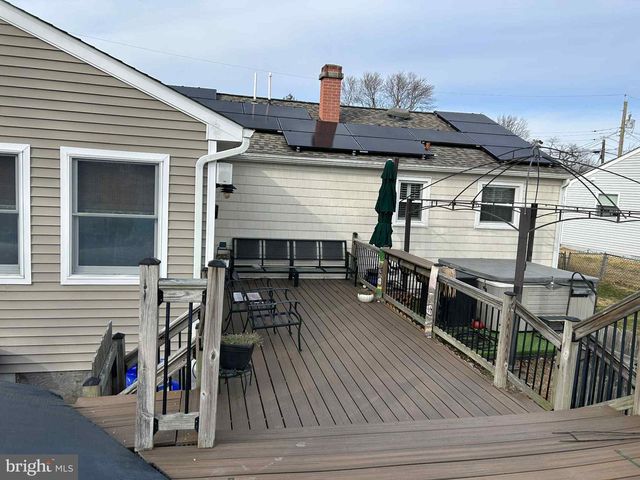 4 N 4TH ST, Rio Grande, NJ 08242