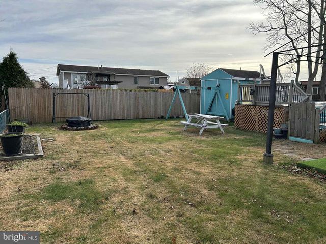 4 N 4TH ST, Rio Grande, NJ 08242