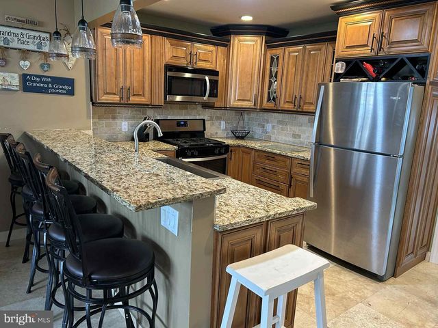 4 N 4TH ST, Rio Grande, NJ 08242