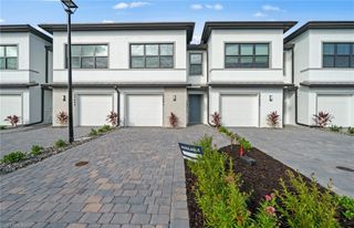 27902 Radiant CT, Bonita Springs, FL 34135