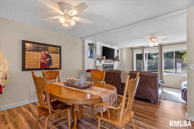 14088 Villa Maria Lane, Athens, IL 62613