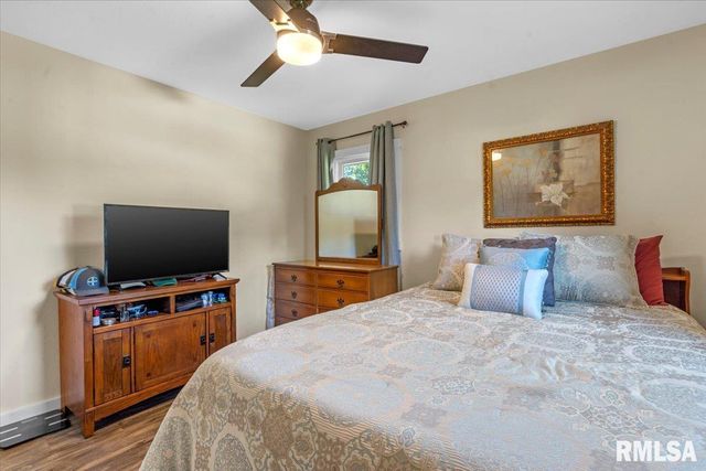 14088 Villa Maria Lane, Athens, IL 62613