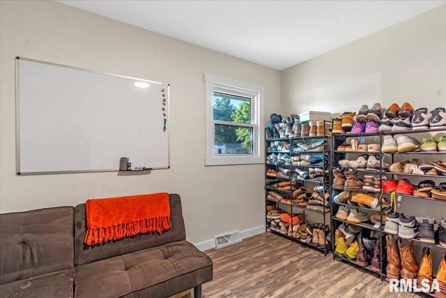 14088 Villa Maria Lane, Athens, IL 62613