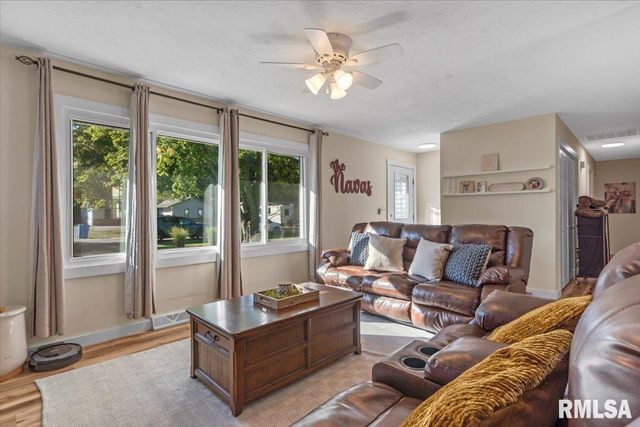 14088 Villa Maria Lane, Athens, IL 62613