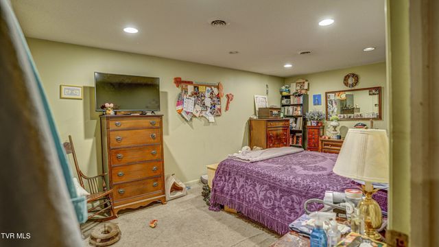 341 Belmont Drive, Bristol, TN 37620