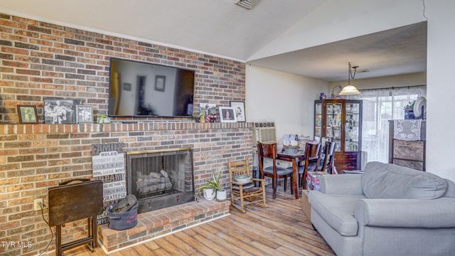 341 Belmont Drive, Bristol, TN 37620