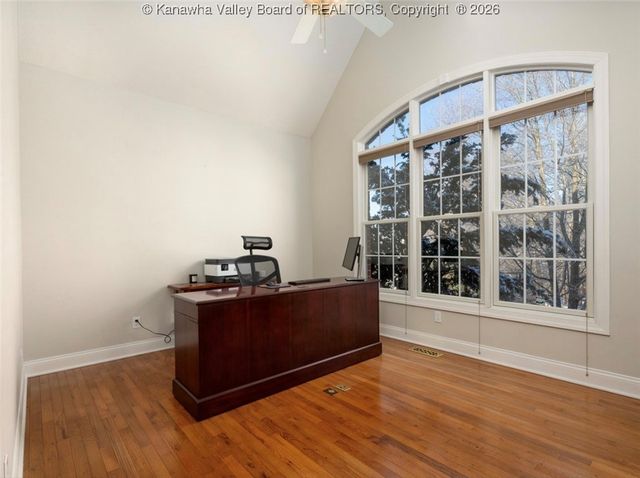 1028 Crestmont Road, Hurricane, WV 25526