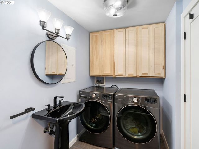 61 CHURCH St, Lake Oswego, OR 97034