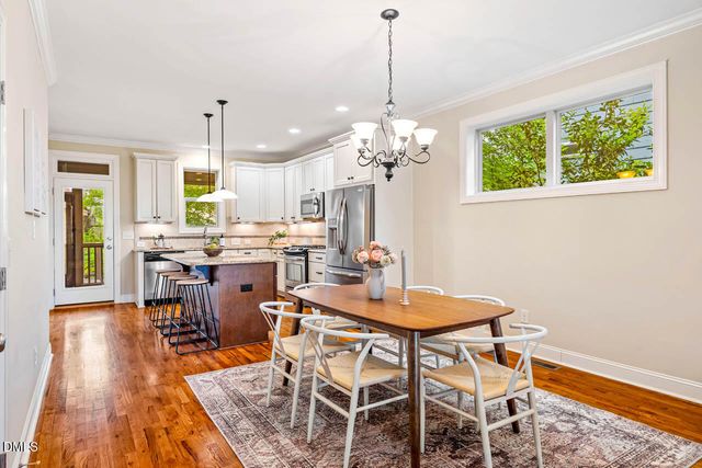 122 Treywood Lane, Chapel Hill, NC 27516