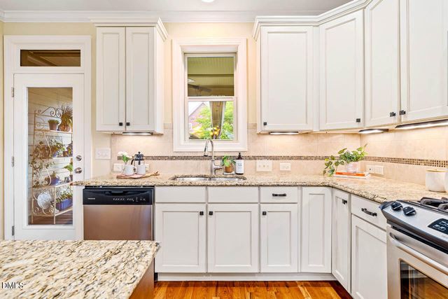 122 Treywood Lane, Chapel Hill, NC 27516