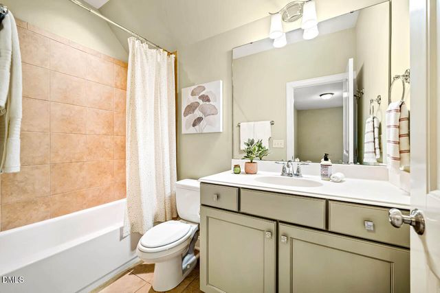 122 Treywood Lane, Chapel Hill, NC 27516