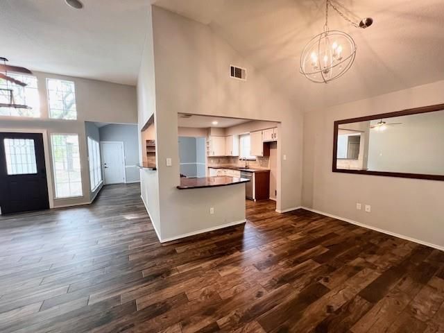 40 Country Forest Court, The Woodlands, TX 77380