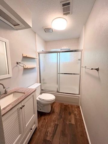 40 Country Forest Court, The Woodlands, TX 77380