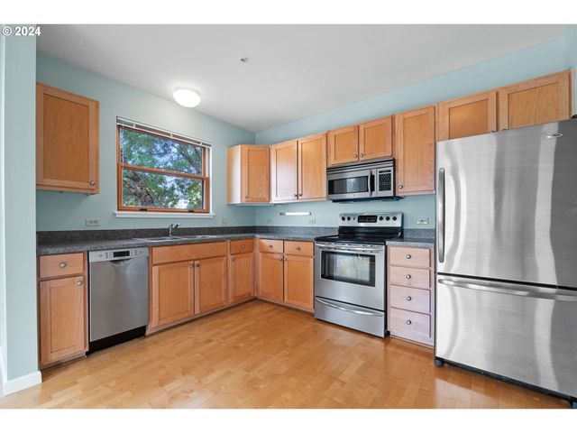 1134 Sw JEFFERSON St 309, Portland, OR 97201
