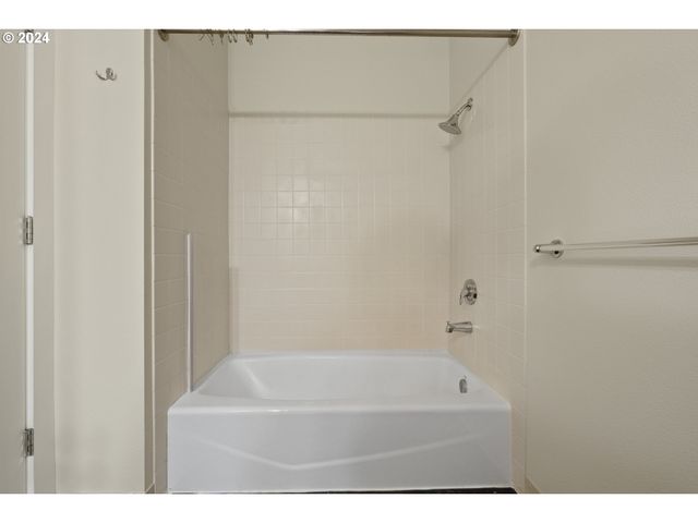 1134 Sw JEFFERSON St 309, Portland, OR 97201