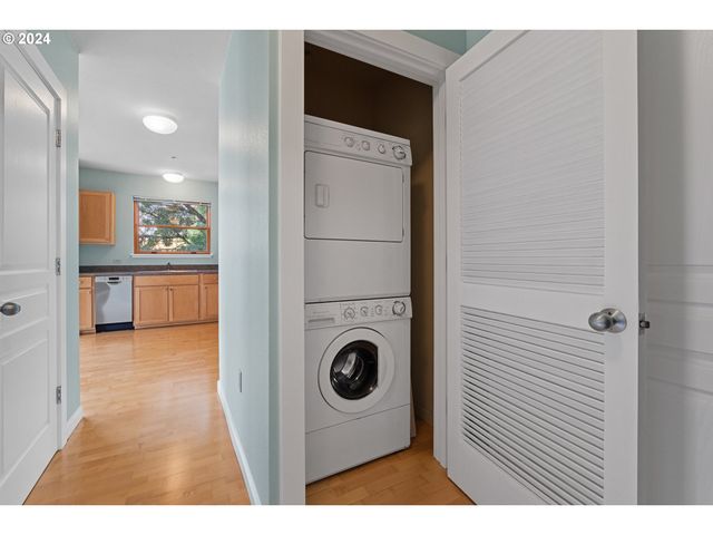 1134 Sw JEFFERSON St 309, Portland, OR 97201
