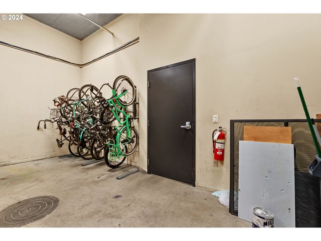 1134 Sw JEFFERSON St 309, Portland, OR 97201