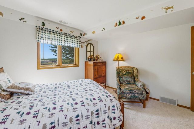 N6596 Riverview ROAD, Plymouth, WI 53073