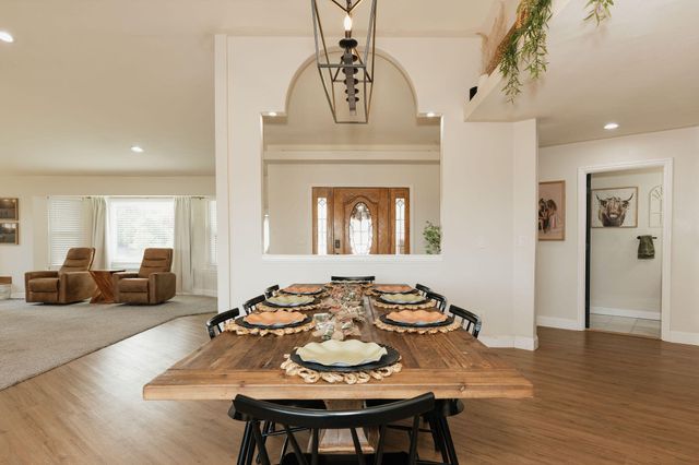 4204 Sudden Wind Court, Redding, CA 96001