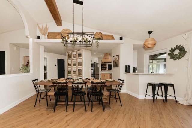 4204 Sudden Wind Court, Redding, CA 96001