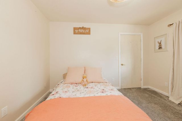 4204 Sudden Wind Court, Redding, CA 96001