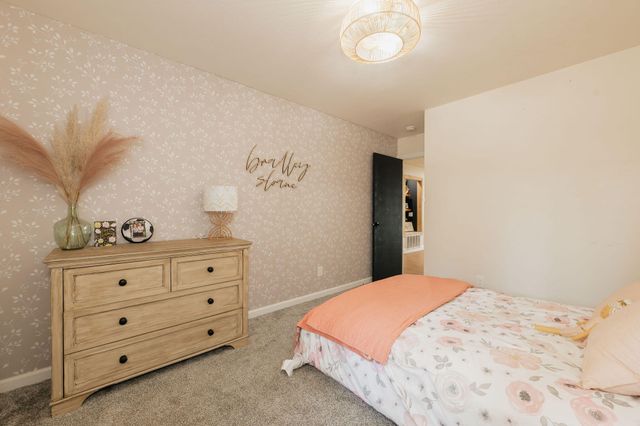 4204 Sudden Wind Court, Redding, CA 96001