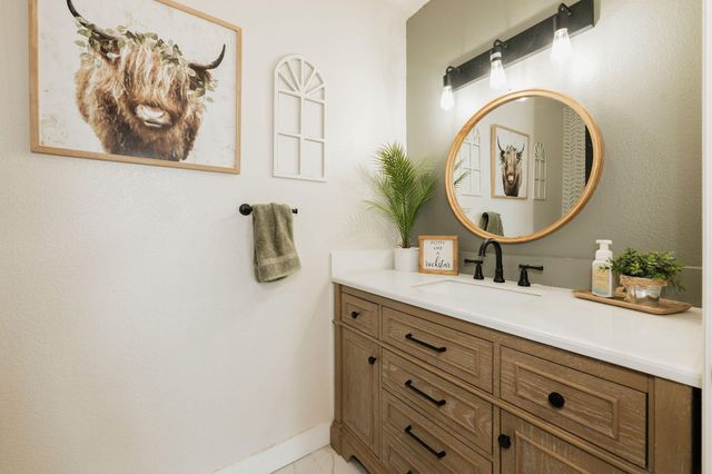 4204 Sudden Wind Court, Redding, CA 96001