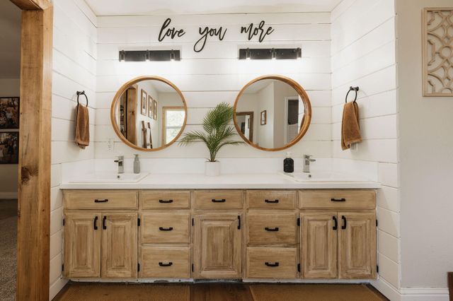 4204 Sudden Wind Court, Redding, CA 96001