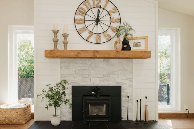 4204 Sudden Wind Court, Redding, CA 96001