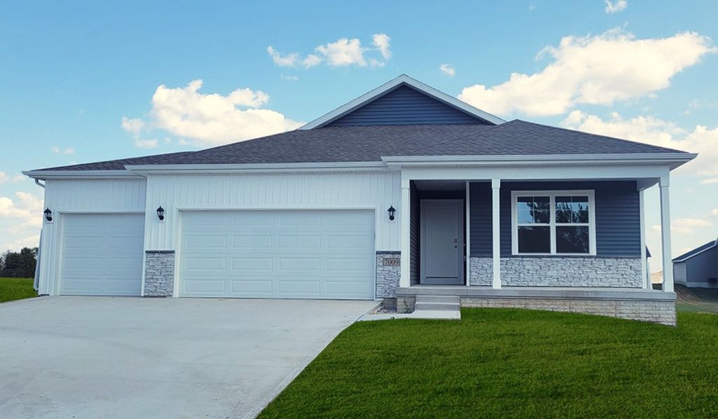 1390 Mallard Lane, Waukee, IA 50263