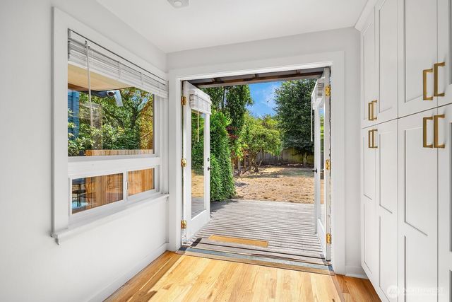 1309 N 80th Street, Seattle, WA 98103