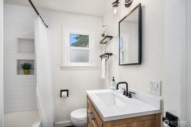 1309 N 80th Street, Seattle, WA 98103