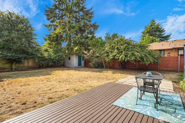 1309 N 80th Street, Seattle, WA 98103