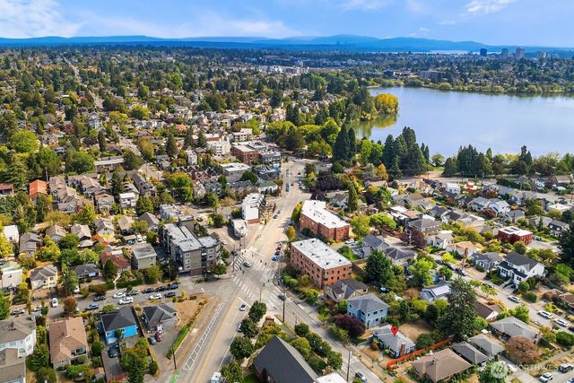 1309 N 80th Street, Seattle, WA 98103