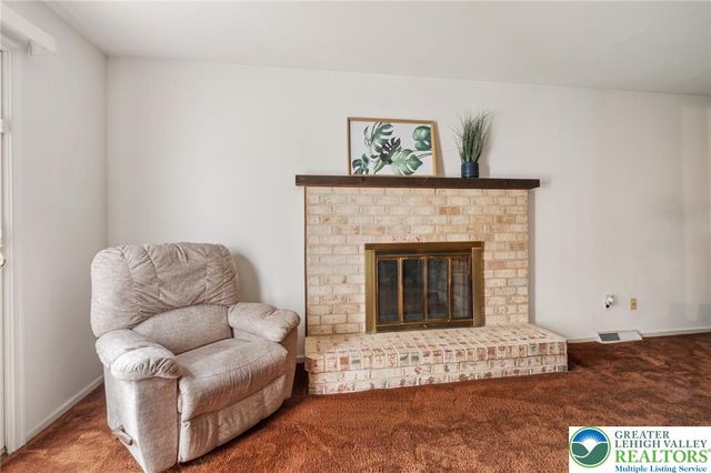 1615 Valley Forge Road, South Whitehall Twp, PA 18104