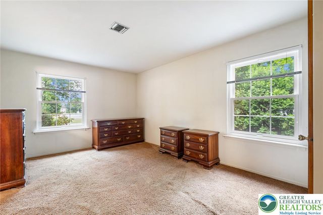 1615 Valley Forge Road, South Whitehall Twp, PA 18104