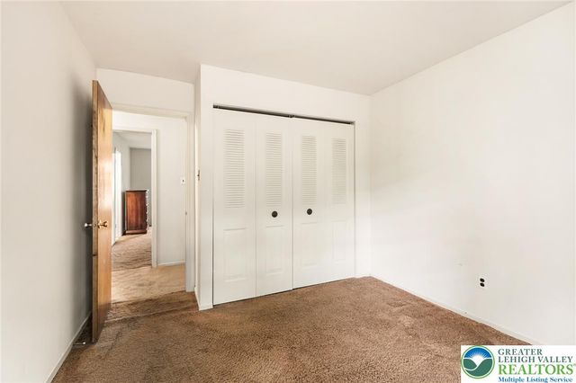 1615 Valley Forge Road, South Whitehall Twp, PA 18104