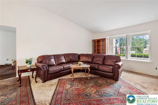 1615 Valley Forge Road, South Whitehall Twp, PA 18104