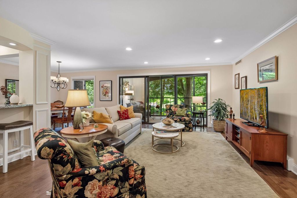 8400 Pennsylvania Road 125, Bloomington, MN 55438 — photo 5