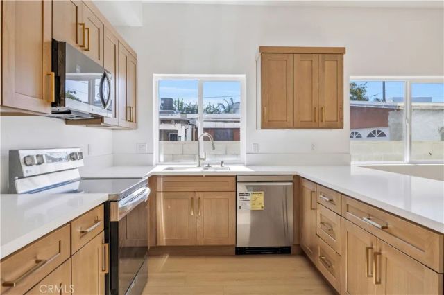 10905 Dalerose Avenue, Inglewood, CA 90304