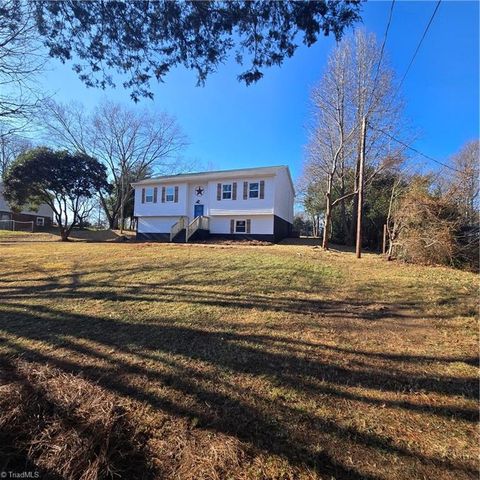 4910 Pine Hall Road, Walkertown, NC 27051