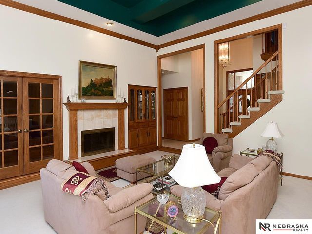 15835 Burt Street, Omaha, NE 68118