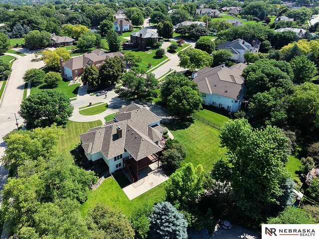 15835 Burt Street, Omaha, NE 68118