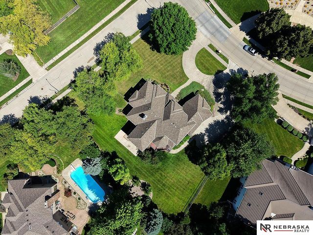 15835 Burt Street, Omaha, NE 68118