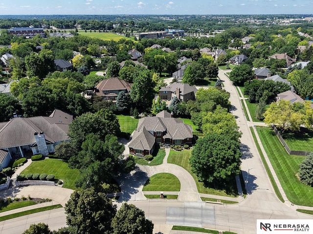 15835 Burt Street, Omaha, NE 68118